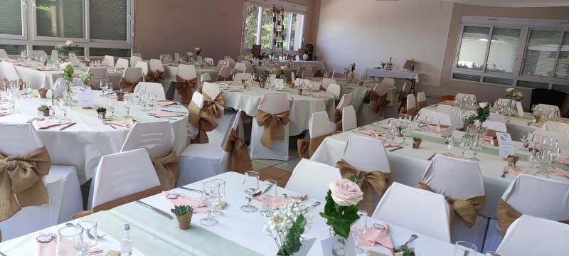 Grande salle de mariage près de Valence en Ardèche